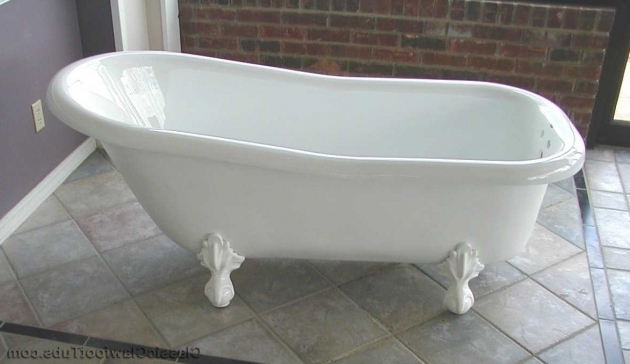 Image of Fiberglass Clawfoot Tub 60 Acrylic Slipper Clawfoot Tub Classic Clawfoot Tub