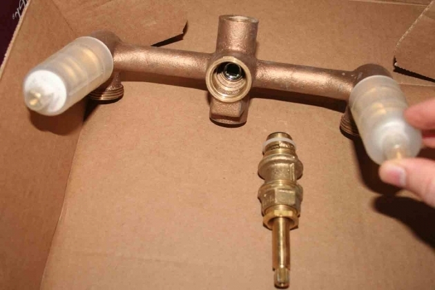 Image of How To Replace A Bathtub Faucet How To Replace Bathtub Faucet Maggiescarf