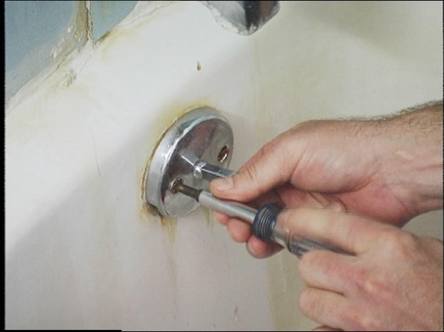 Fascinating Diy Bathtub Stopper How To Unclog A Bathtub Using The Trip Lever How Tos Diy