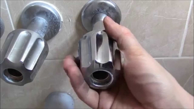 Picture of Bathtub Faucet Leak How To Fix A Leaking Bathtub Faucet Handle Quick And Easy Youtube