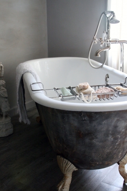 Remarkable Refurbished Clawfoot Tub Old Clawfoot Bathtub Antique Clawfoot Bathtubgallery Of Sold