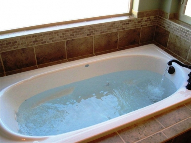 Picture of Whirlpool Tub Vs Jacuzzi Whirlpool Bath Tubs Vs Jacuzzi Kitchen Bath Ideas Luxury